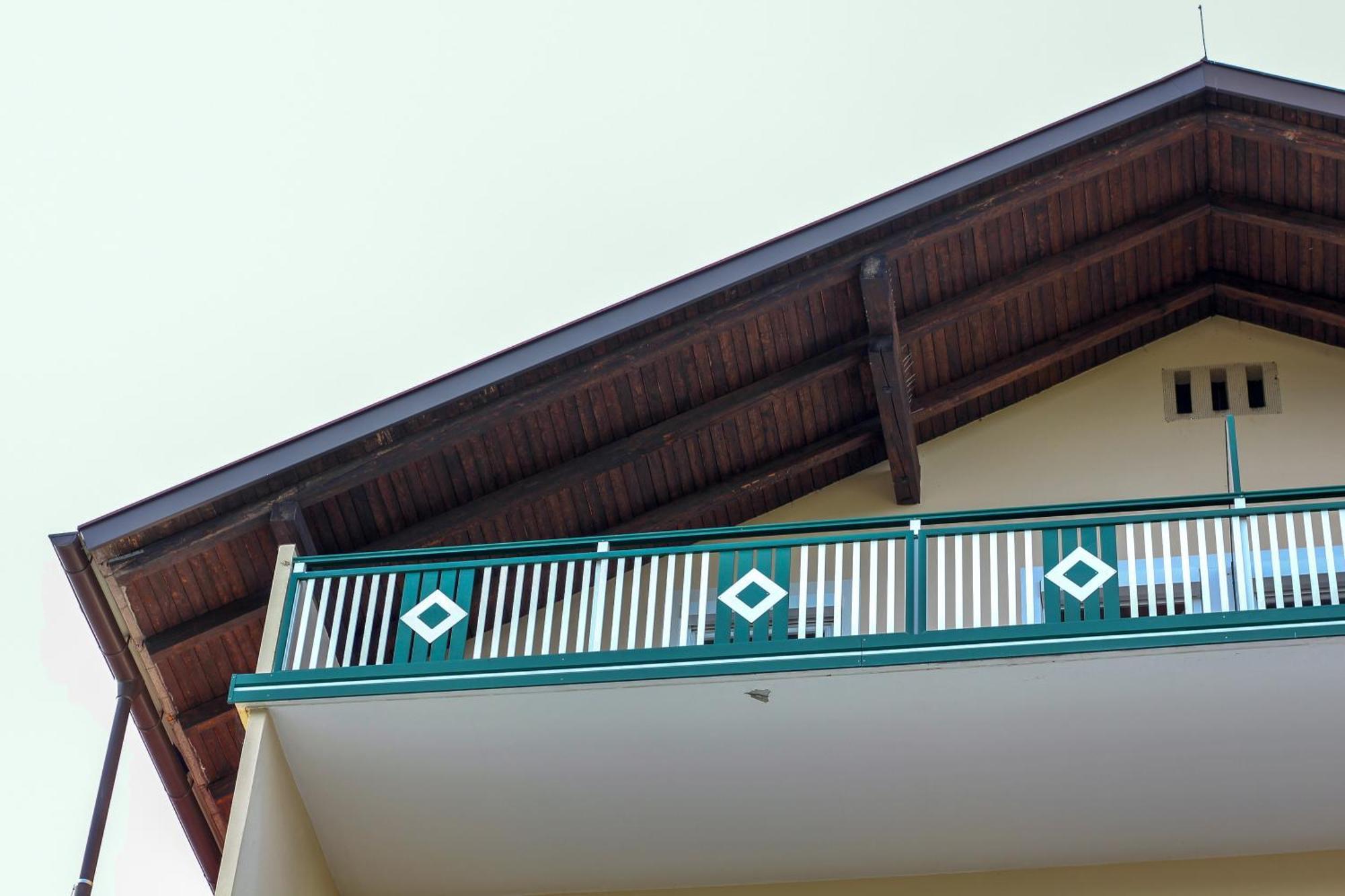 Self-Check In Apartmenthotel Seeglueck Pörtschach am Wörthersee 외부 사진