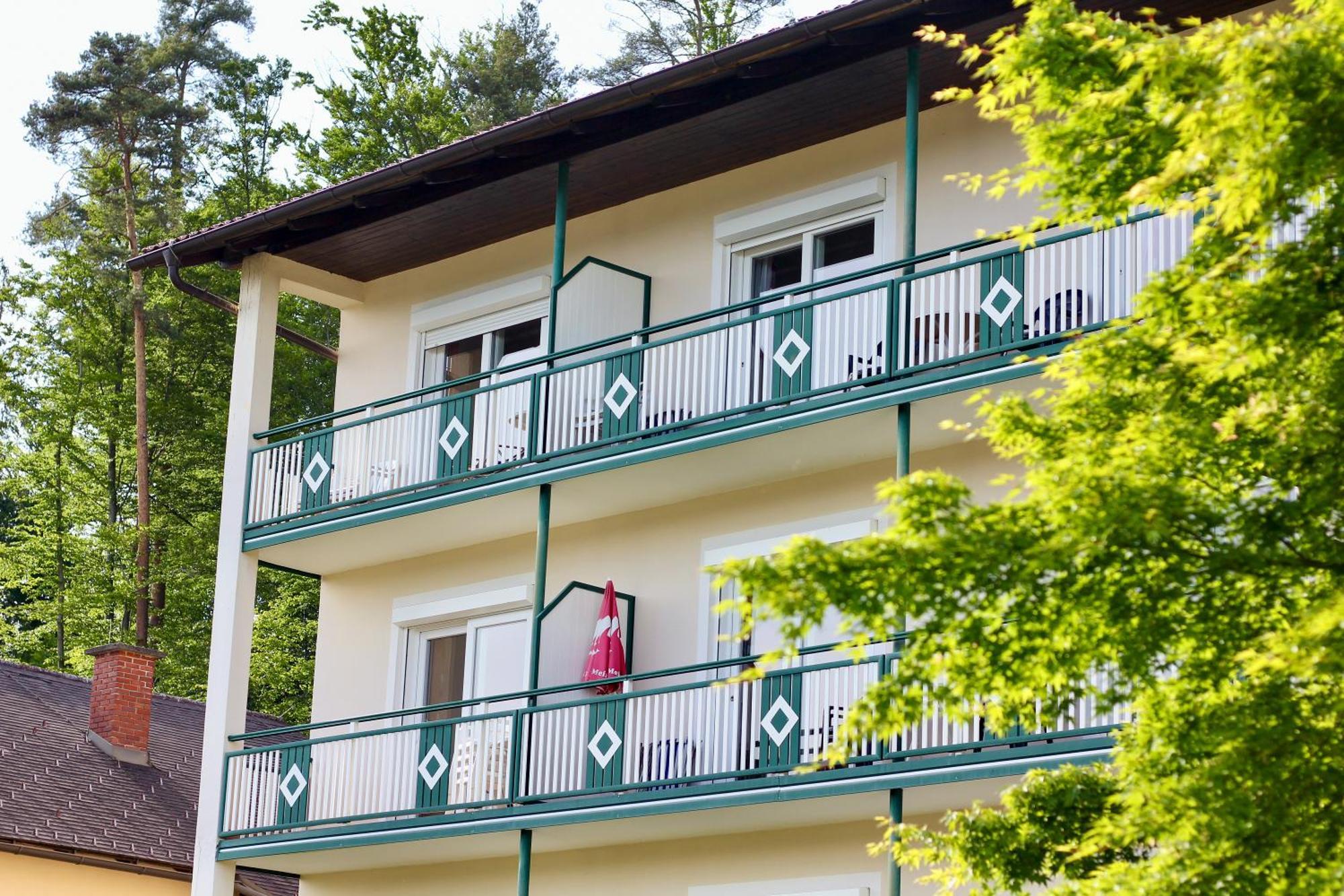 Self-Check In Apartmenthotel Seeglueck Pörtschach am Wörthersee 외부 사진