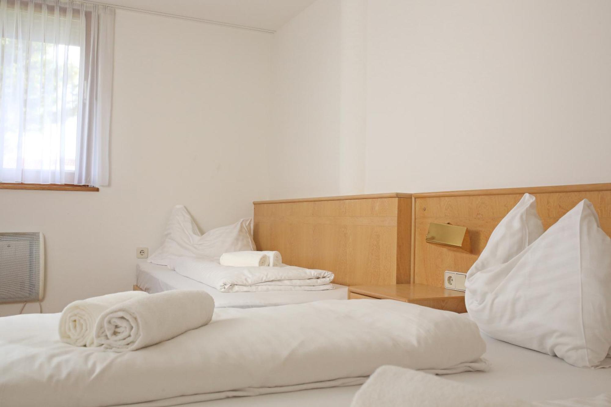 Self-Check In Apartmenthotel Seeglueck Pörtschach am Wörthersee 외부 사진