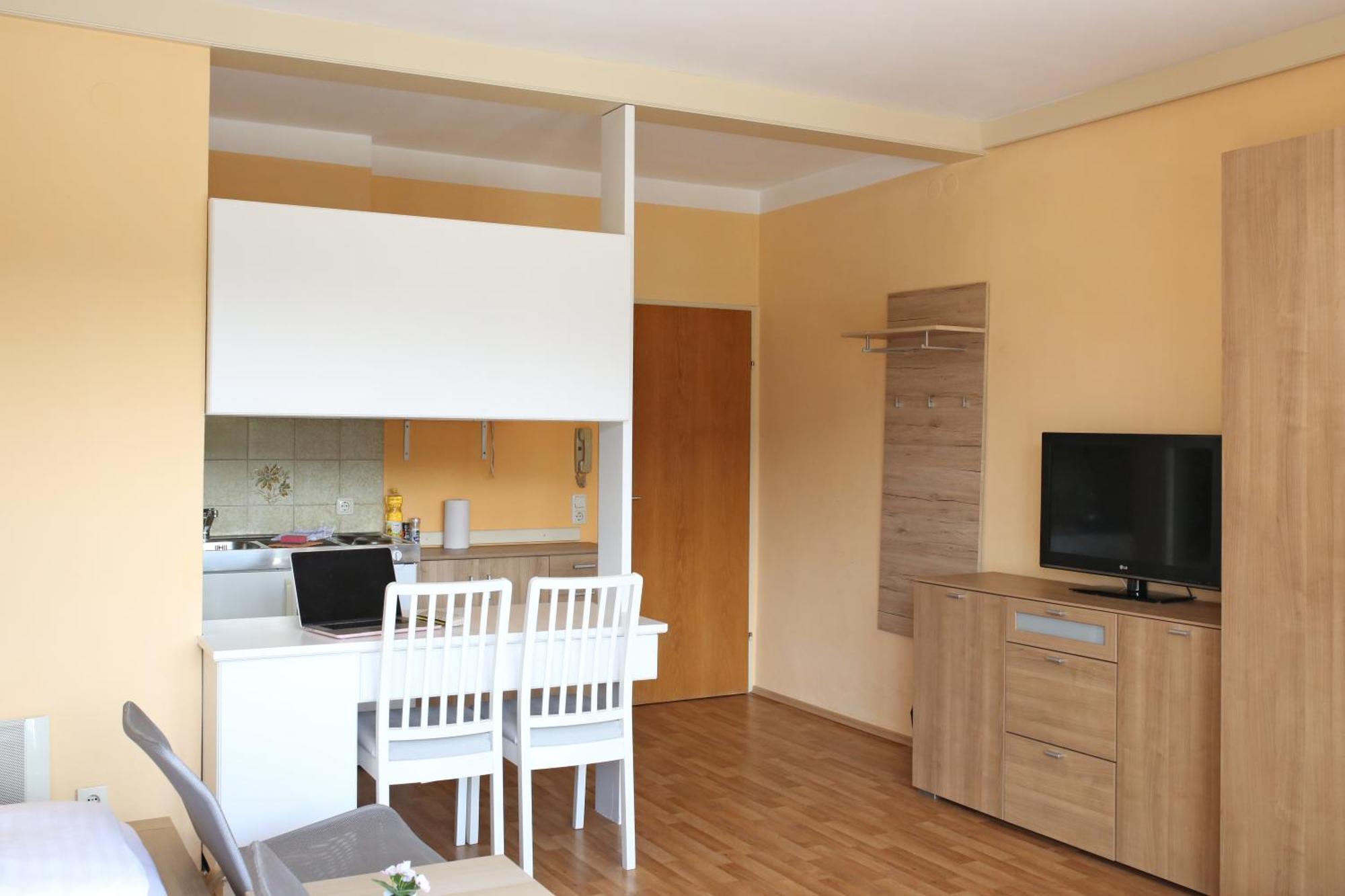 Self-Check In Apartmenthotel Seeglueck Pörtschach am Wörthersee 외부 사진